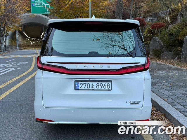 Лексус LM 2025 — миниатюра 5