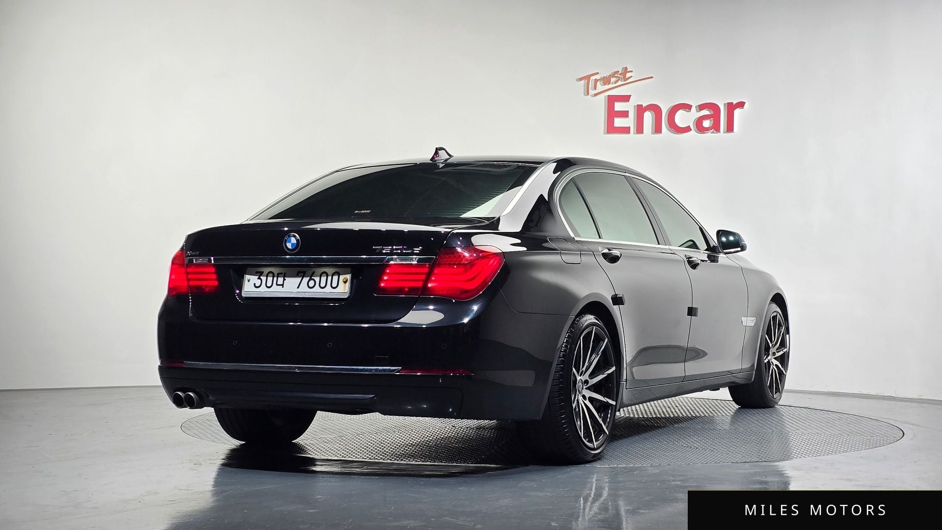 BMW 7 Series (F01) 2013 — миниатюра 2
