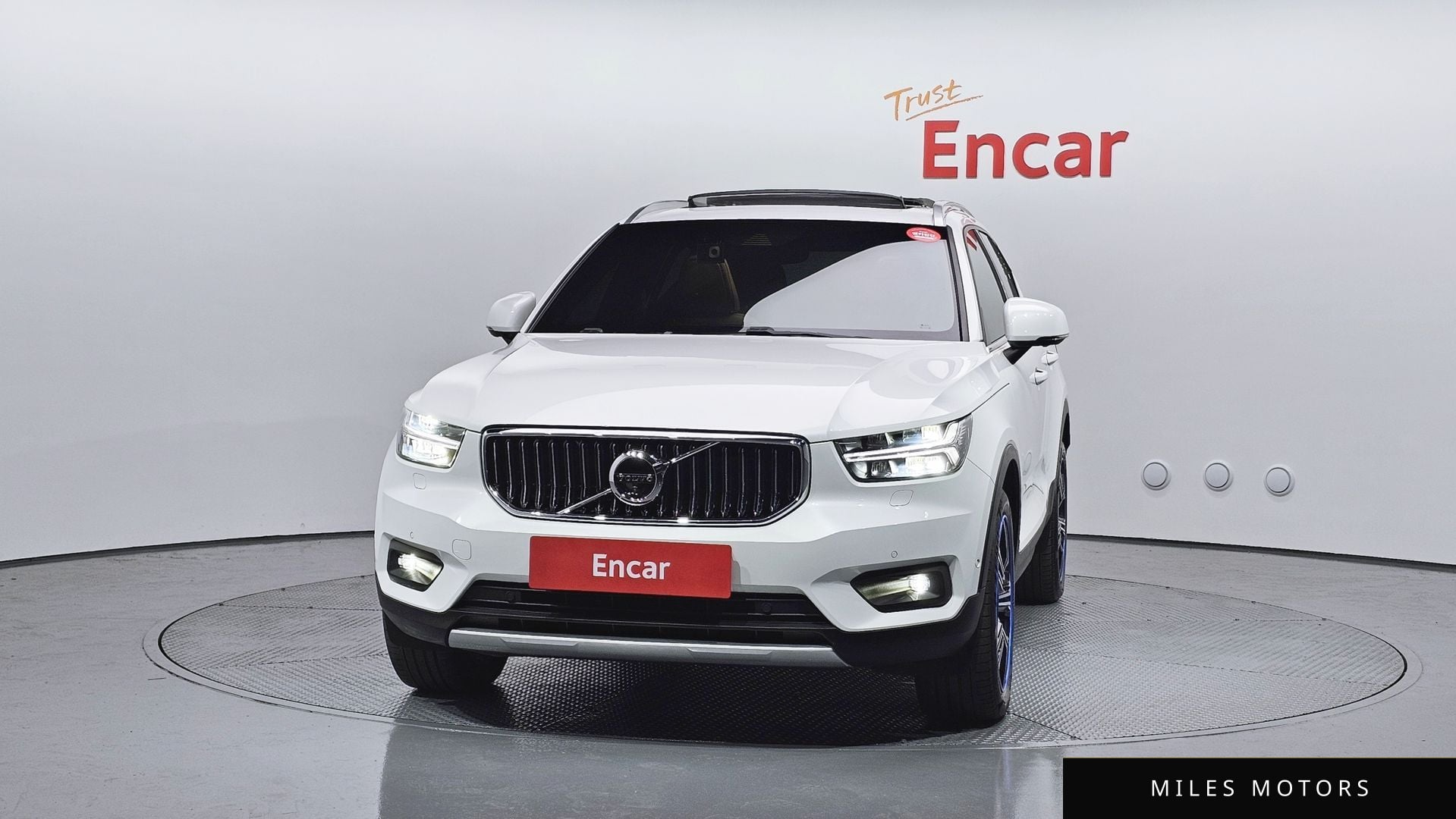 Volvo XC40 2021 — миниатюра 3