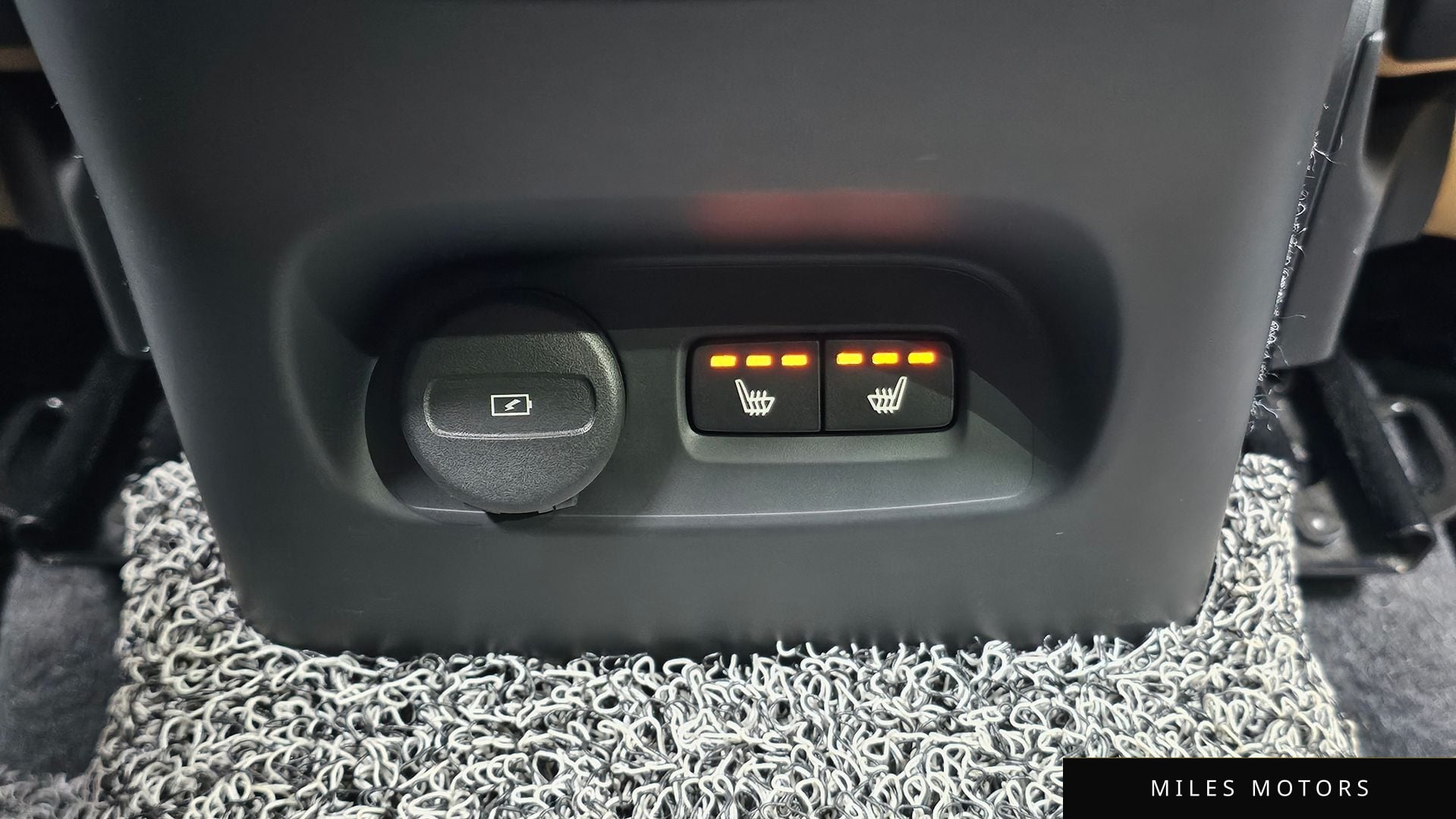Volvo XC40 2021 — миниатюра 19