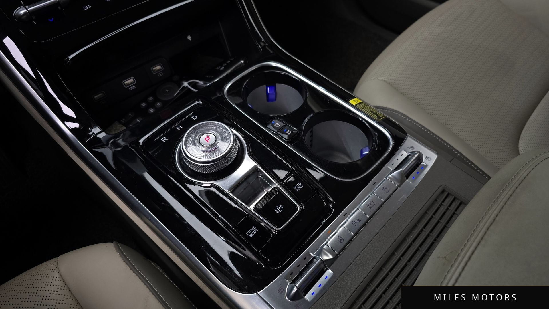 Kia Carnival 2023 — миниатюра 9