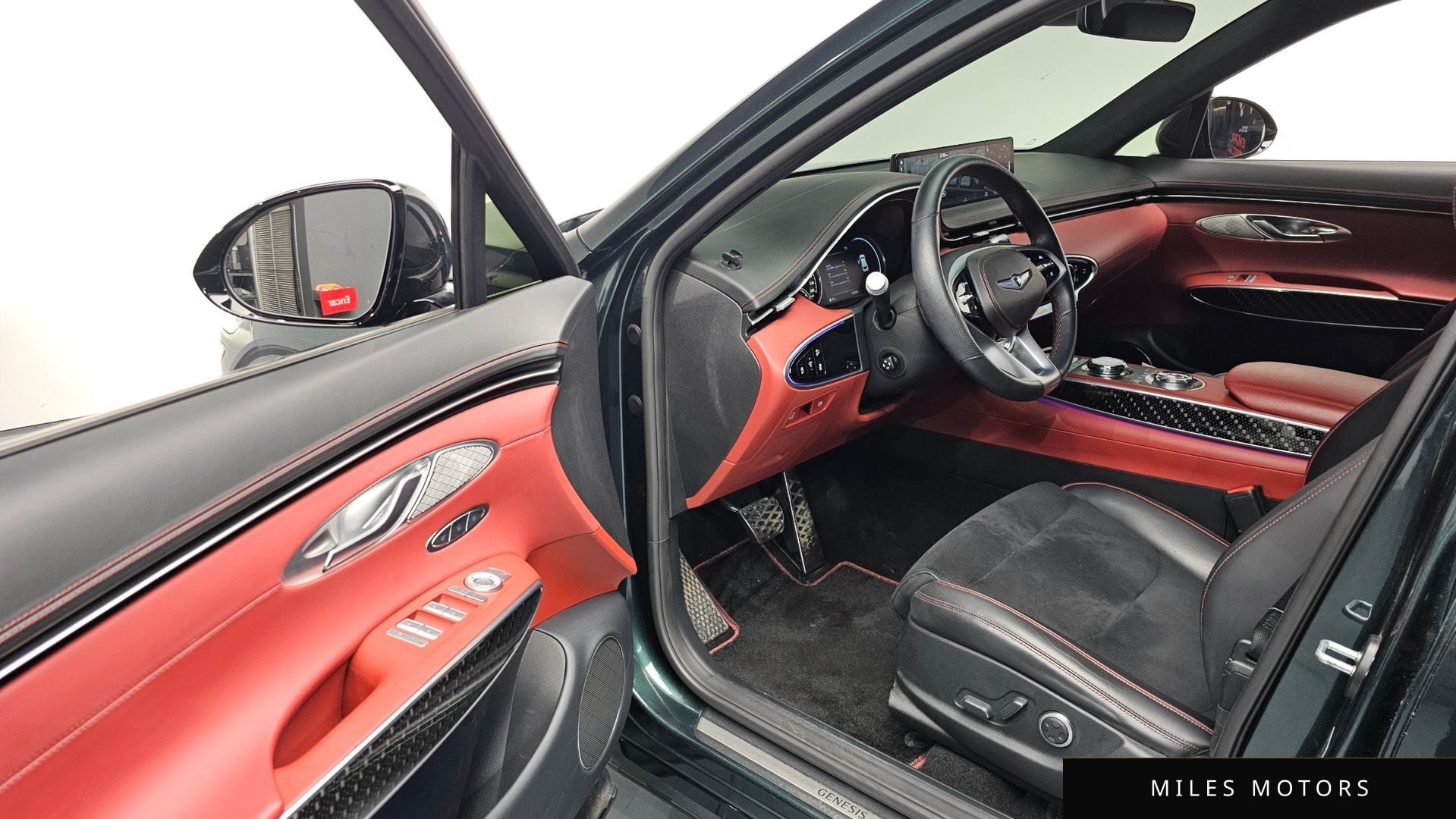 Genesis GV70 2022 — миниатюра 11