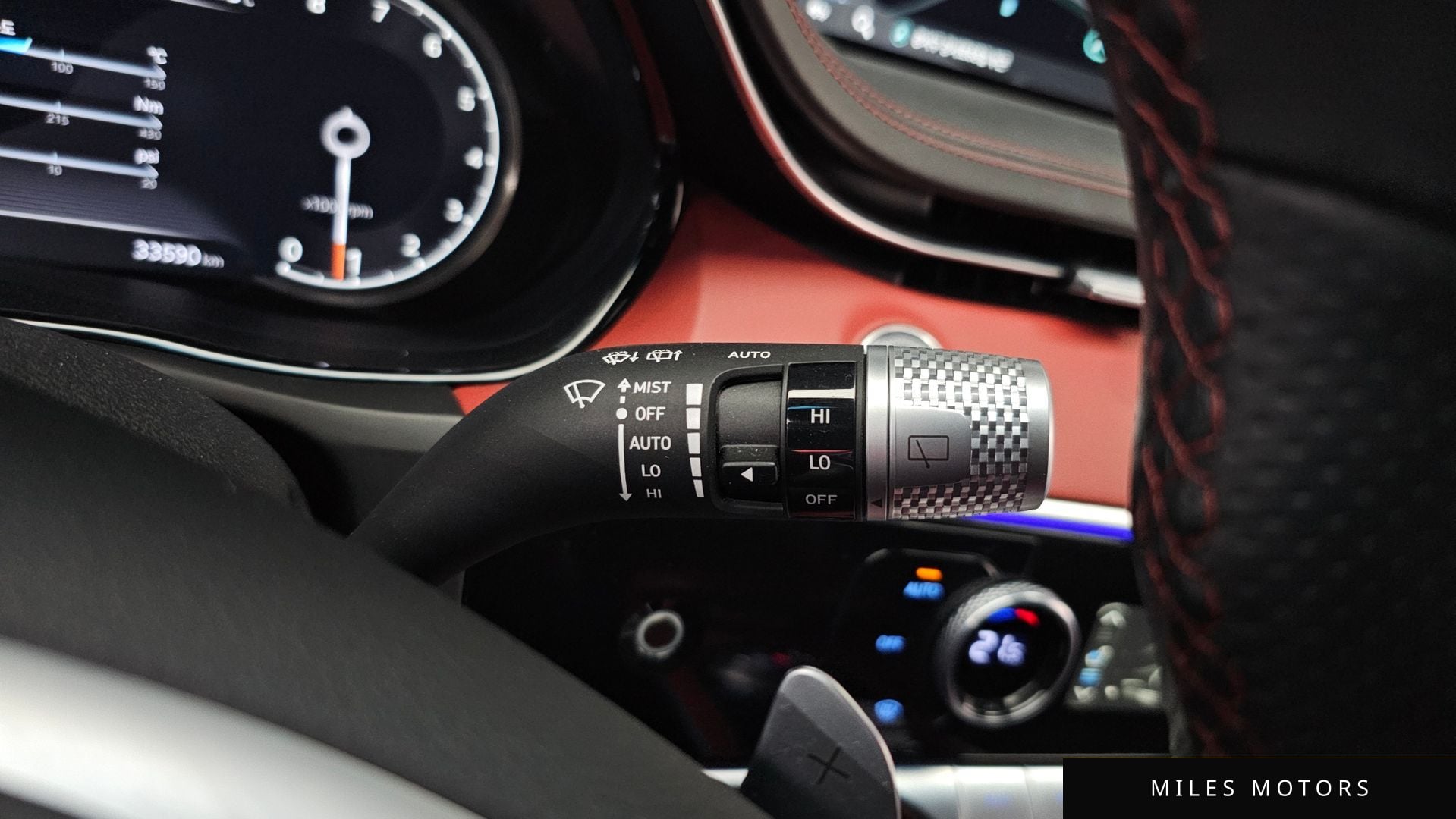 Genesis GV70 2022 — миниатюра 17