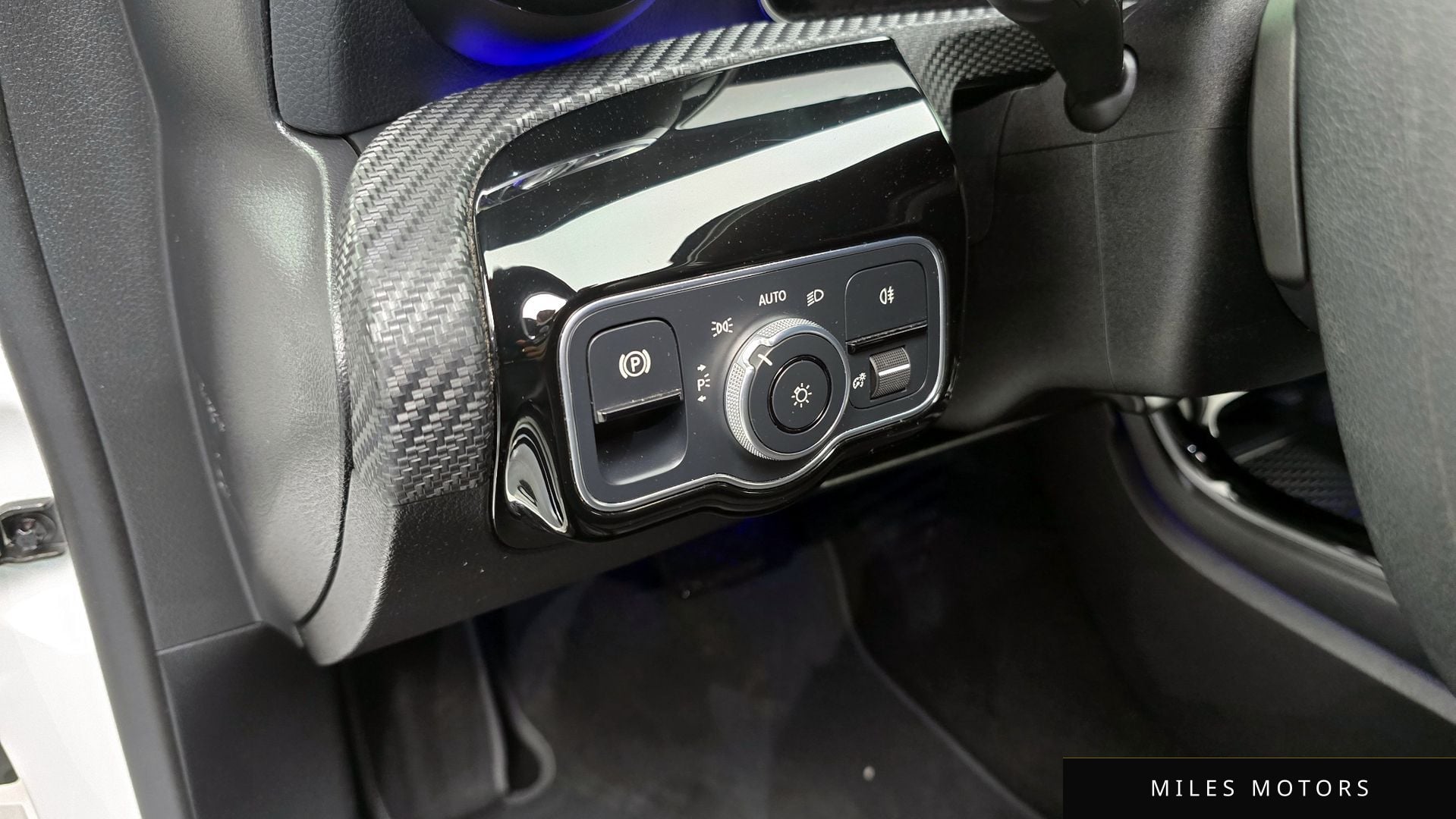 Mercedes-Benz A-클래스 W177 2020 — миниатюра 17