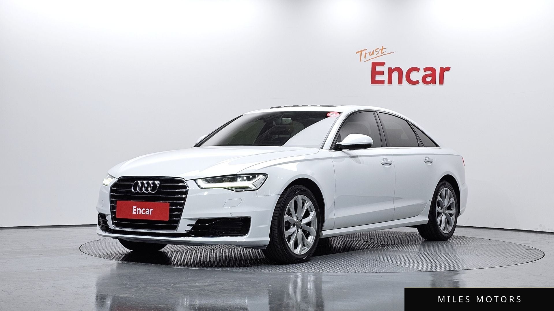 Audi A6 2016 — фото 1 из 12