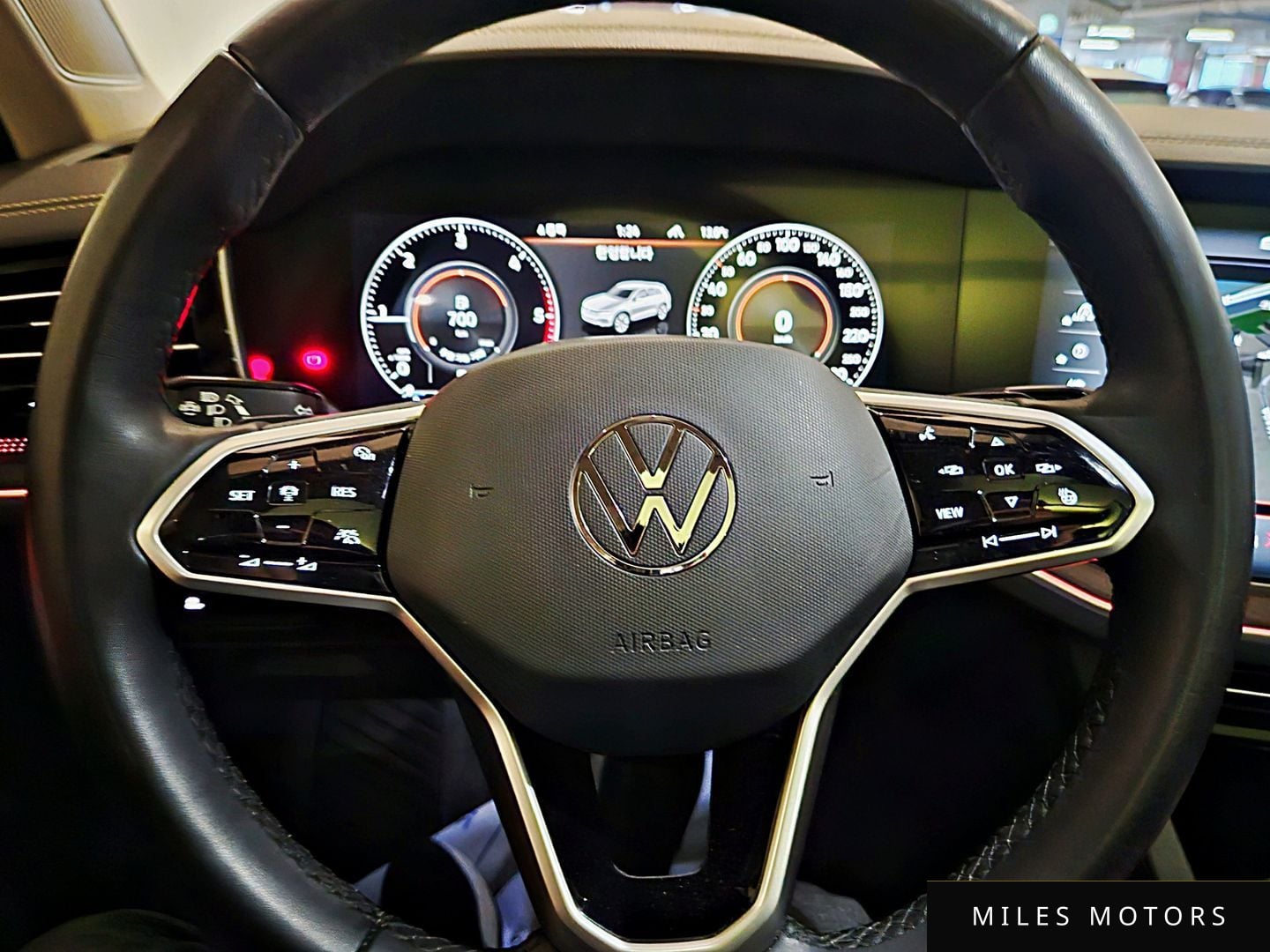 Volkswagen 투아렉 2023 — миниатюра 13