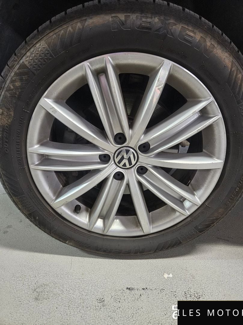 Volkswagen 티구안 2015 — миниатюра 5