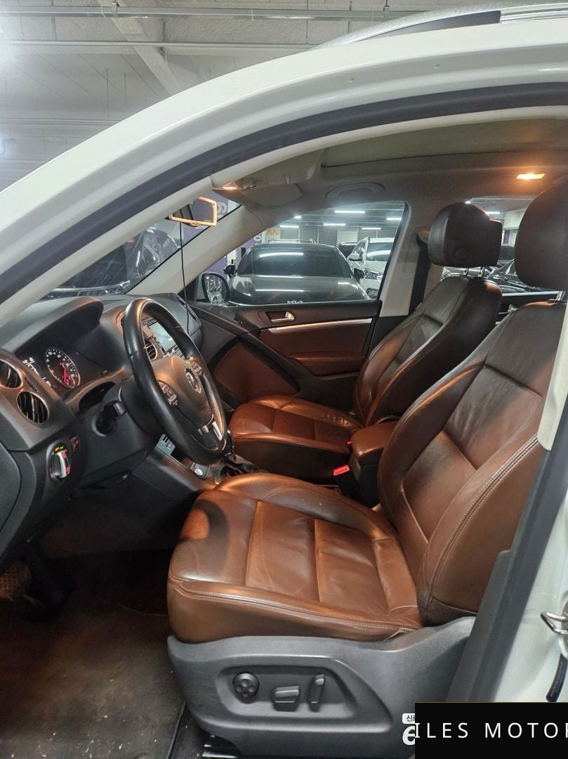 Volkswagen 티구안 2015 — миниатюра 7