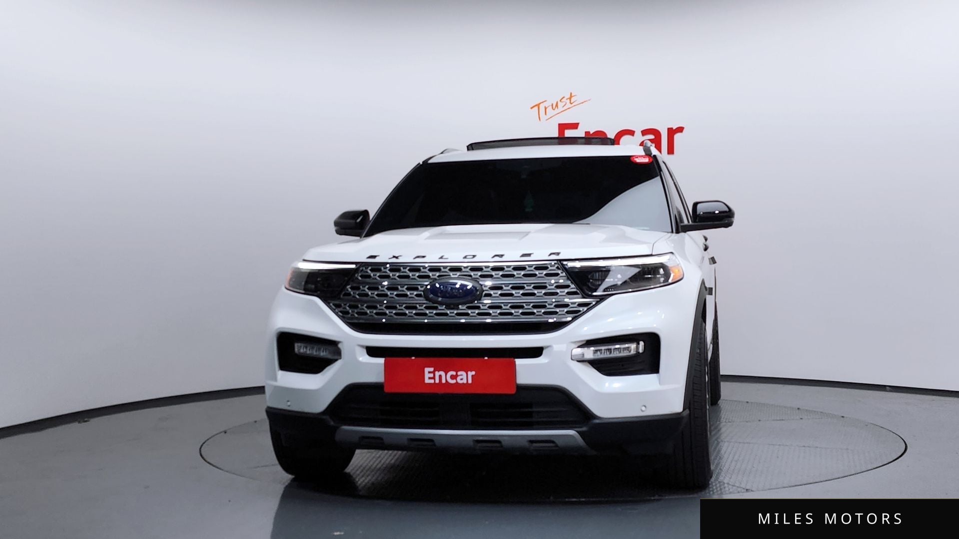 Ford Explorer 2020 — миниатюра 3