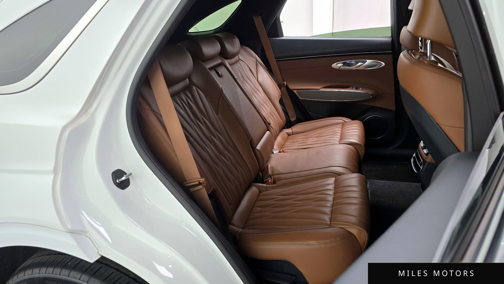 Genesis GV70 2022 — миниатюра 12
