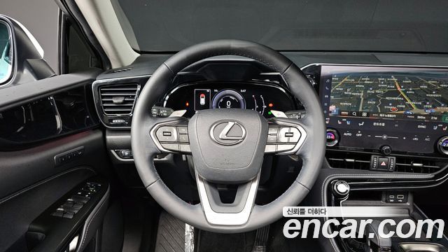 Лексус NX350h 2024 — миниатюра 17