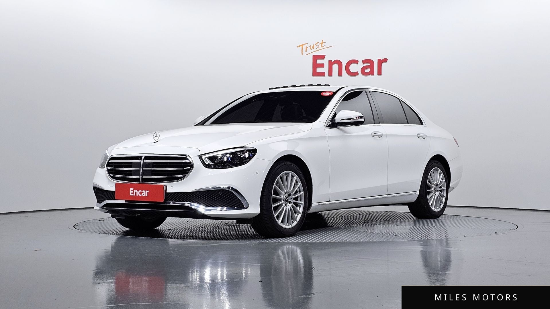 Mercedes-Benz E-Class W213 2022 — фото 1 из 12