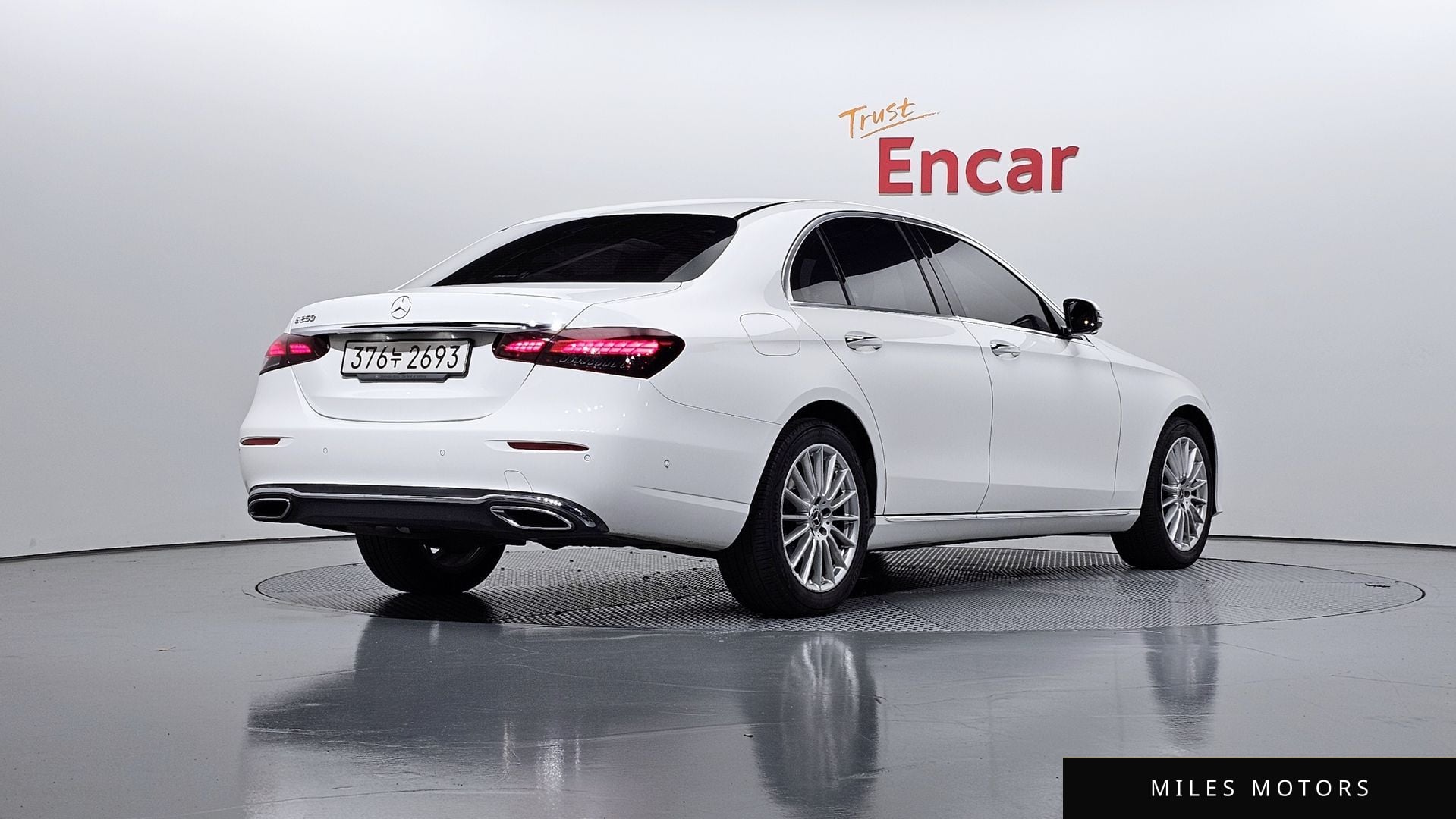 Mercedes-Benz E-Class W213 2022 — миниатюра 2