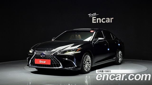 Лексус ES300h 2022 — миниатюра 25
