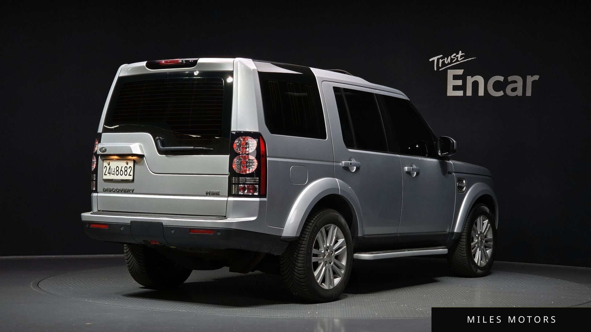 Land Rover Discovery 2014 — миниатюра 2