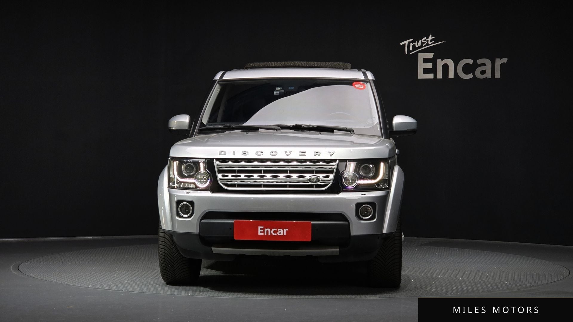 Land Rover Discovery 2014 — миниатюра 3