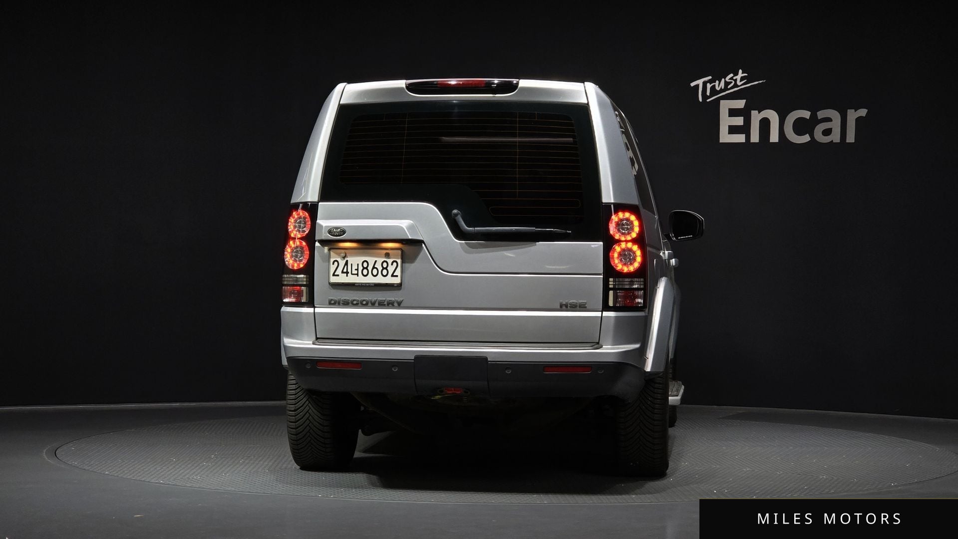 Land Rover Discovery 2014 — миниатюра 4