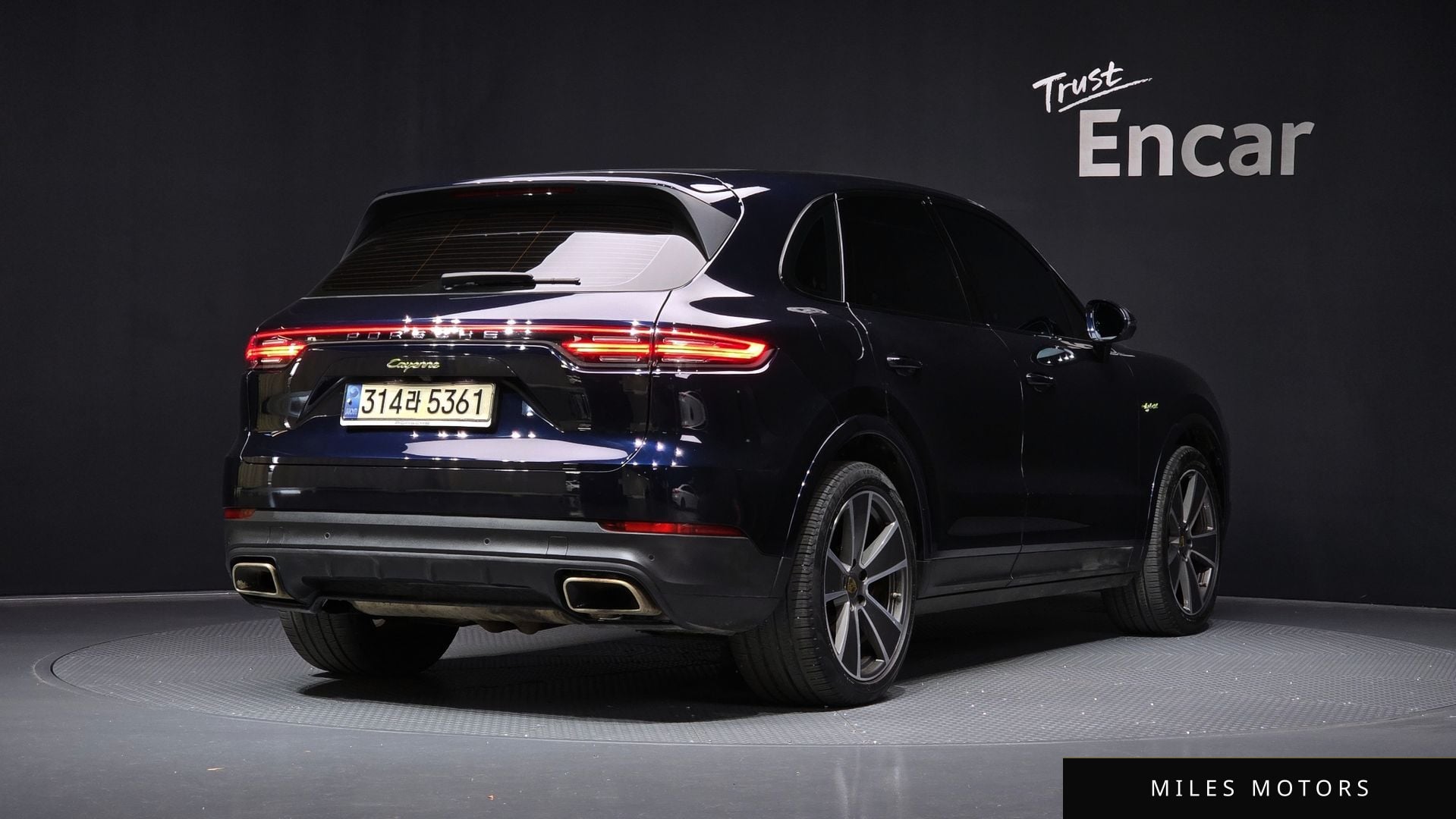 Porsche Cayenne 2020 — миниатюра 2