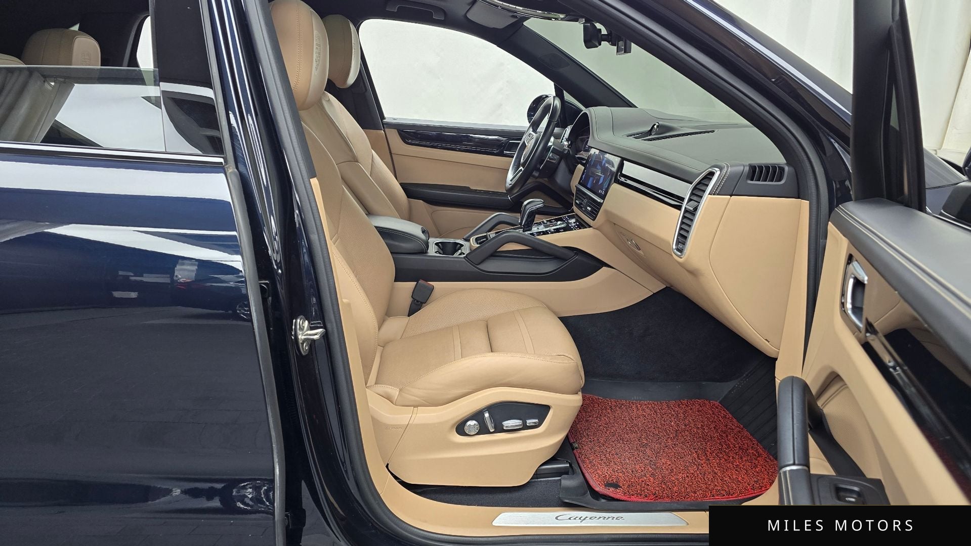Porsche Cayenne 2020 — миниатюра 11