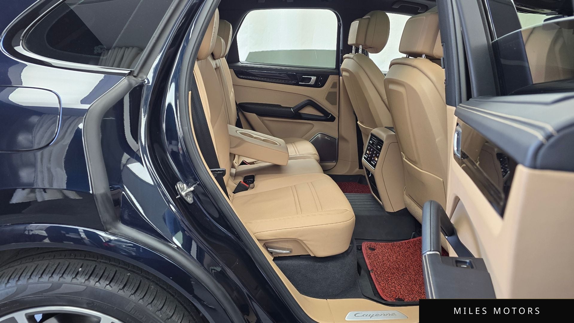 Porsche Cayenne 2020 — миниатюра 12