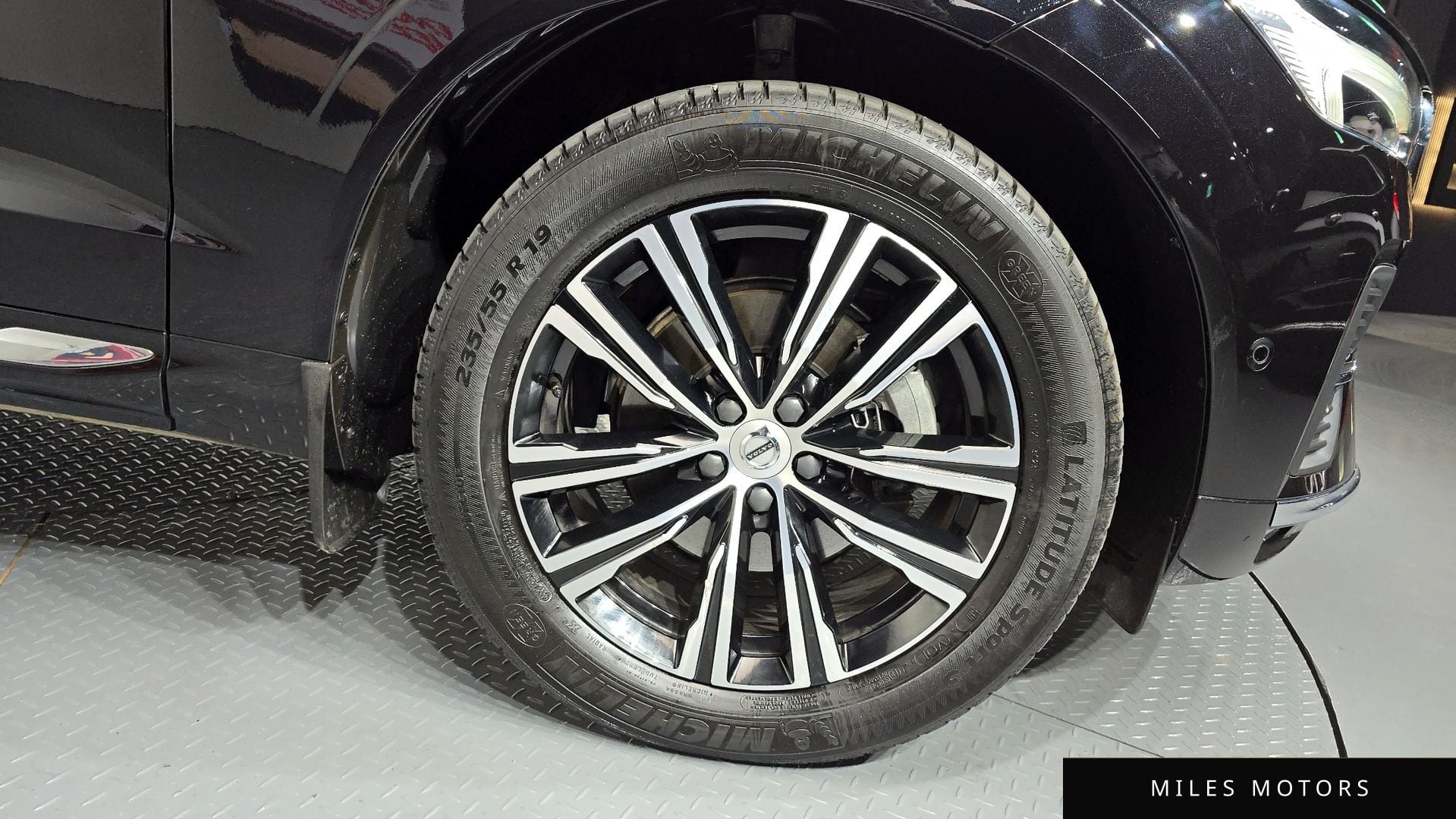 Volvo XC60 2022 — миниатюра 5