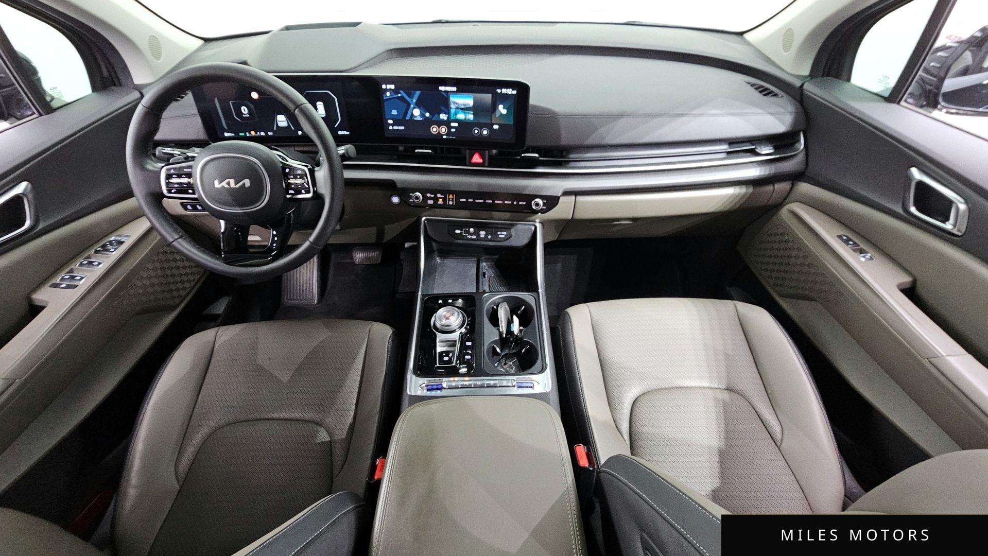 Kia Canival 2025 — миниатюра 7