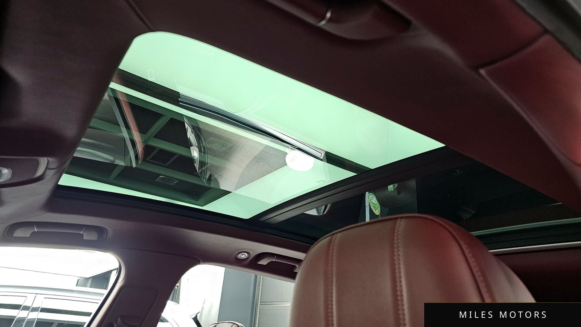 Bentley 벤테이가 2022 — миниатюра 19