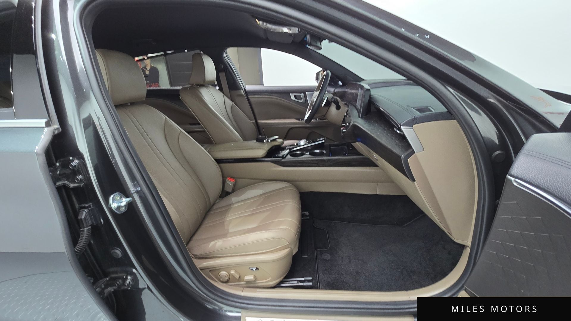Kia K8 2023 — миниатюра 11