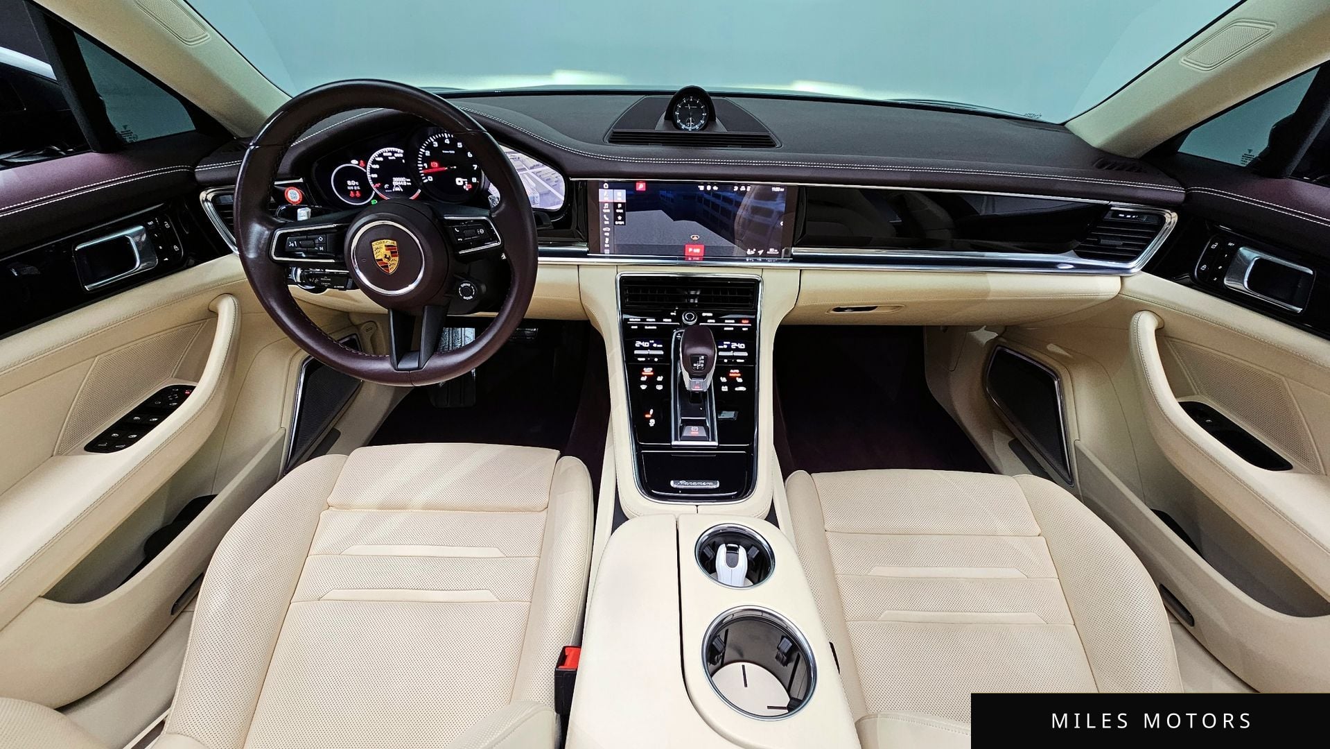 Porsche Panamera 2021 — миниатюра 7