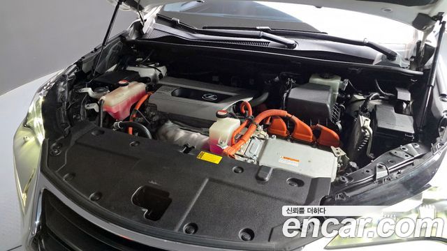 Лексус NX300h 2015 — миниатюра 6