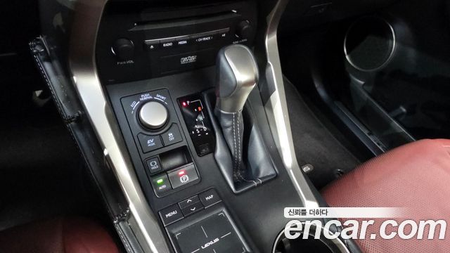 Лексус NX300h 2015 — миниатюра 9