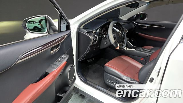 Лексус NX300h 2015 — миниатюра 10