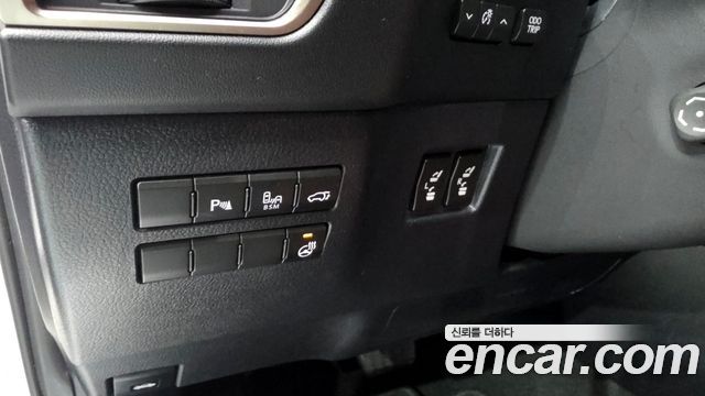 Лексус NX300h 2015 — миниатюра 17