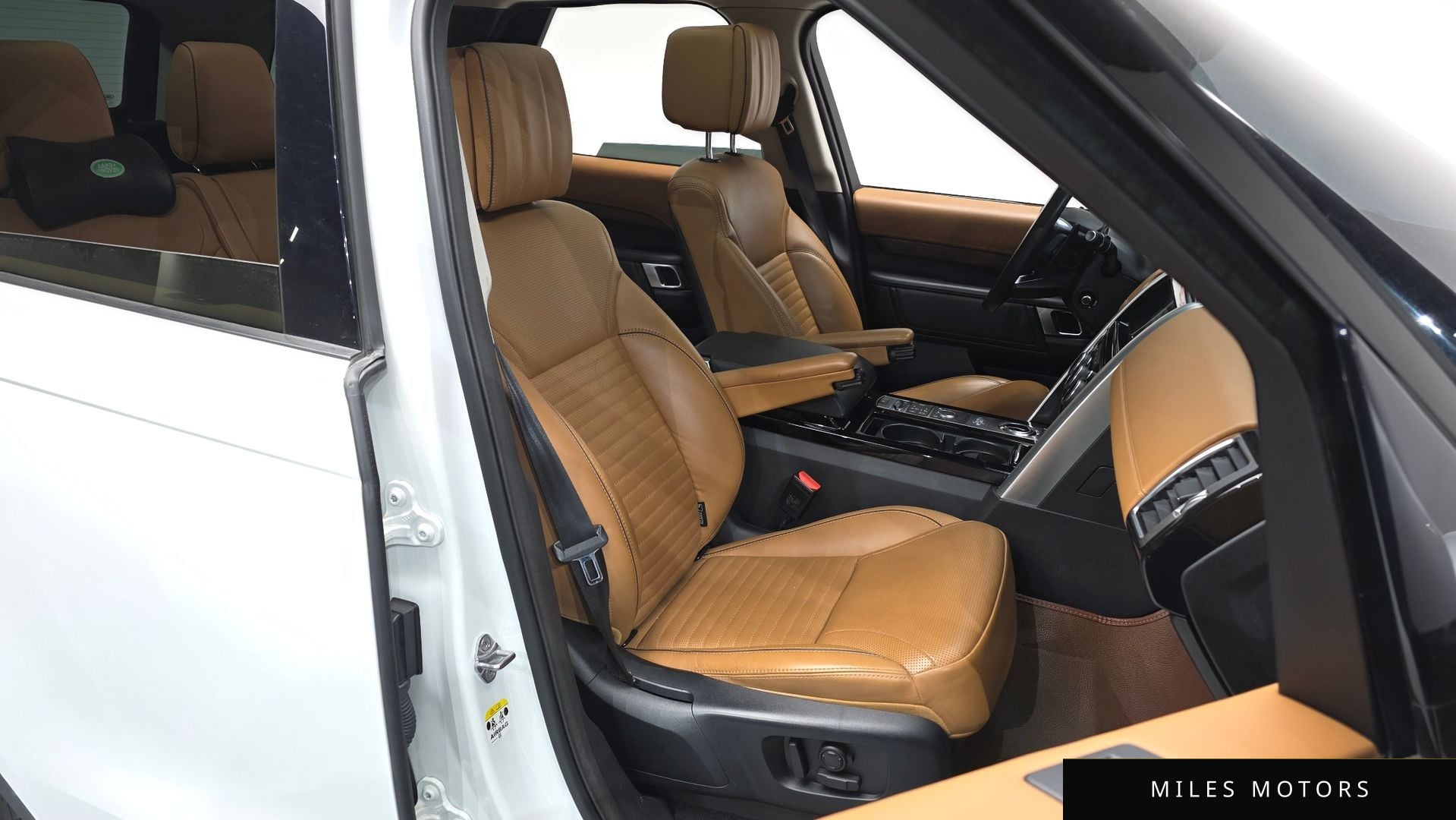 Land Rover Discovery 2017 — миниатюра 10
