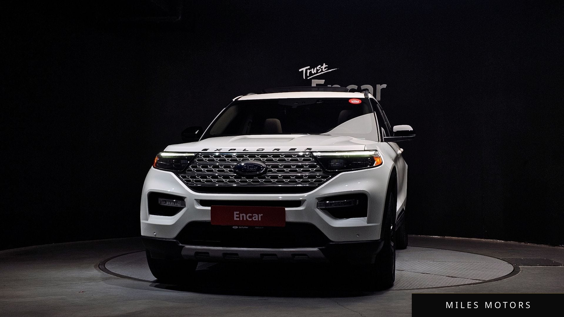 Ford Explorer 2021 — миниатюра 3