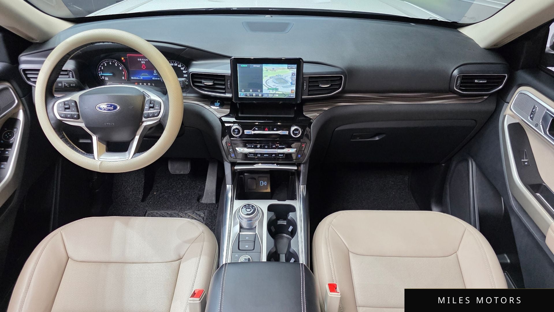 Ford Explorer 2021 — миниатюра 7