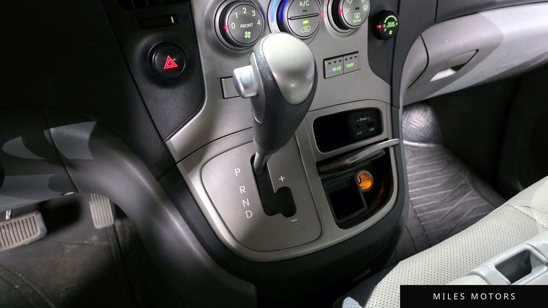 Hyundai Starex 2016 — миниатюра 9