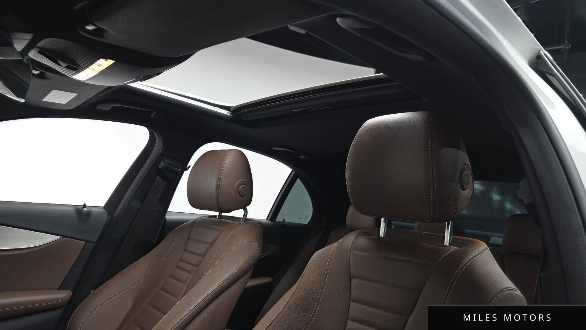 Mercedes-Benz E-클래스 W213 2021 — миниатюра 19