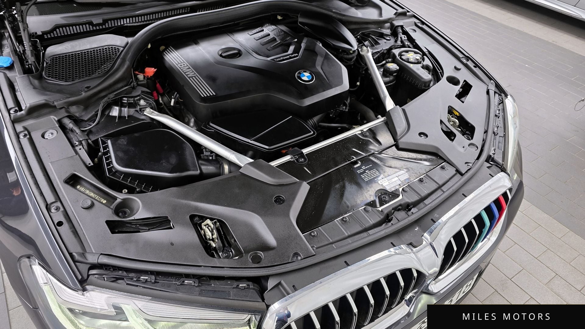 BMW 5 Series (G30) 2021 — миниатюра 6