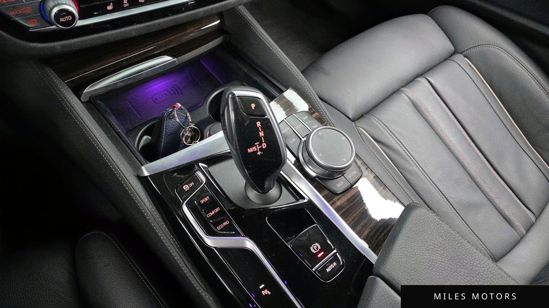 BMW 5 Series (G30) 2021 — миниатюра 9