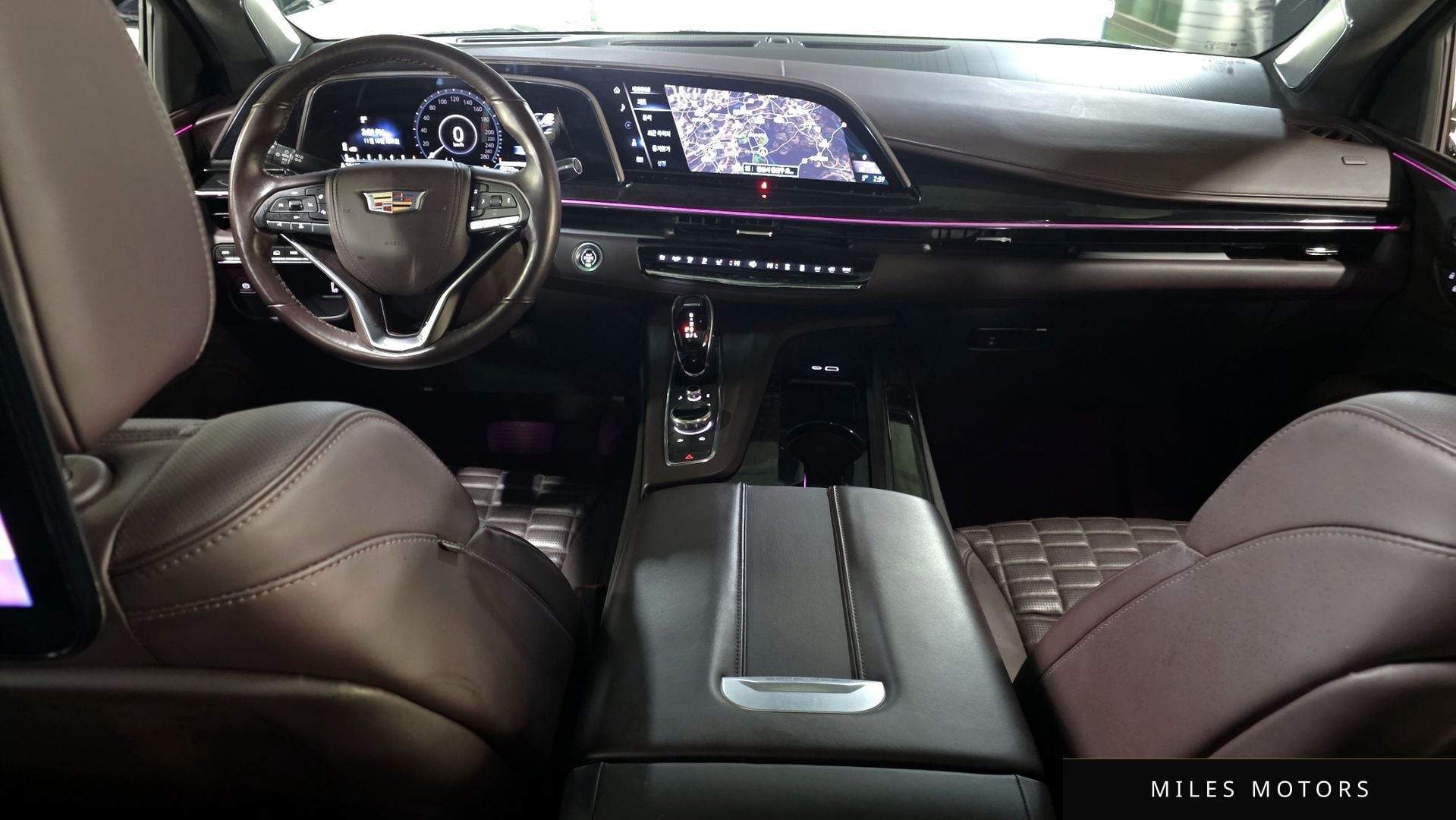 Cadillac Escalade 2023 — миниатюра 7