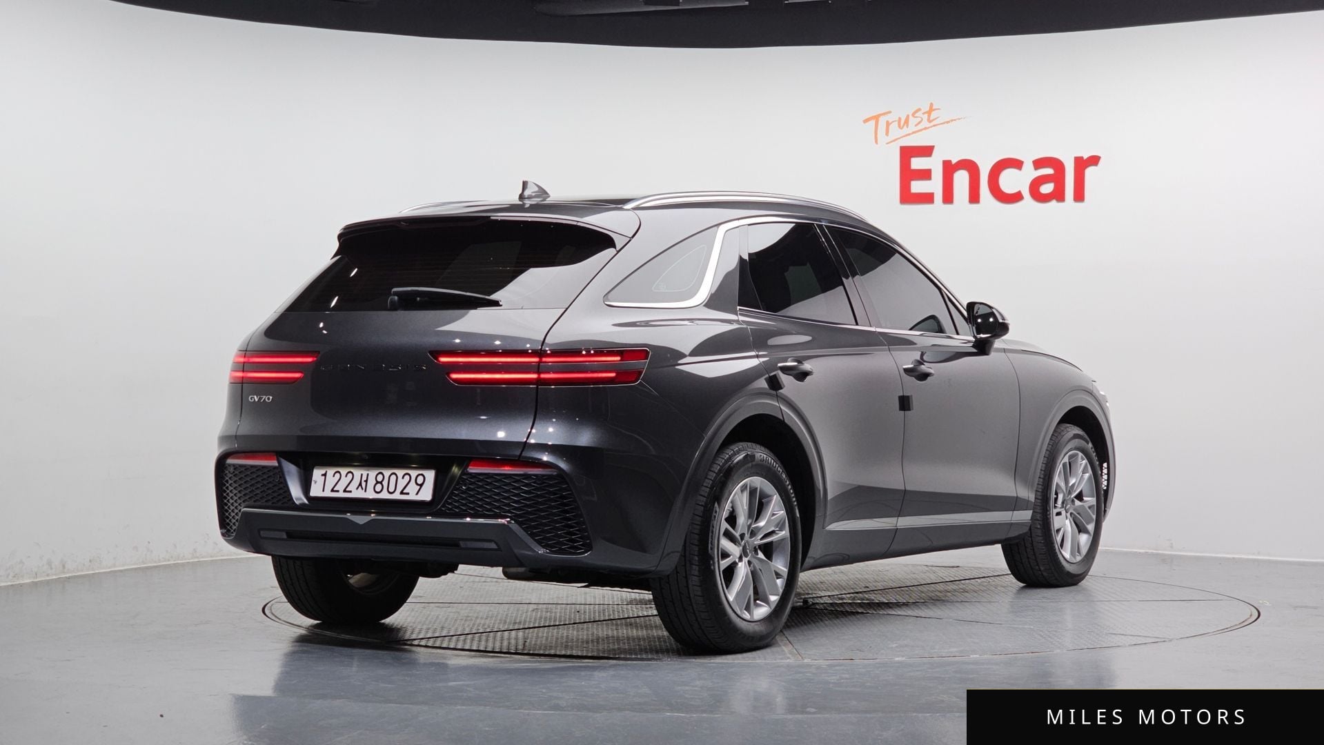 Genesis GV70 2022 — миниатюра 2