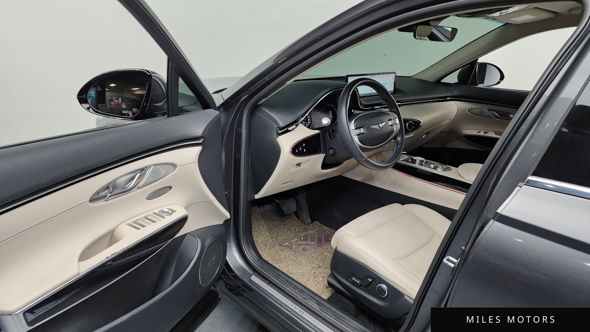 Genesis GV70 2022 — миниатюра 10