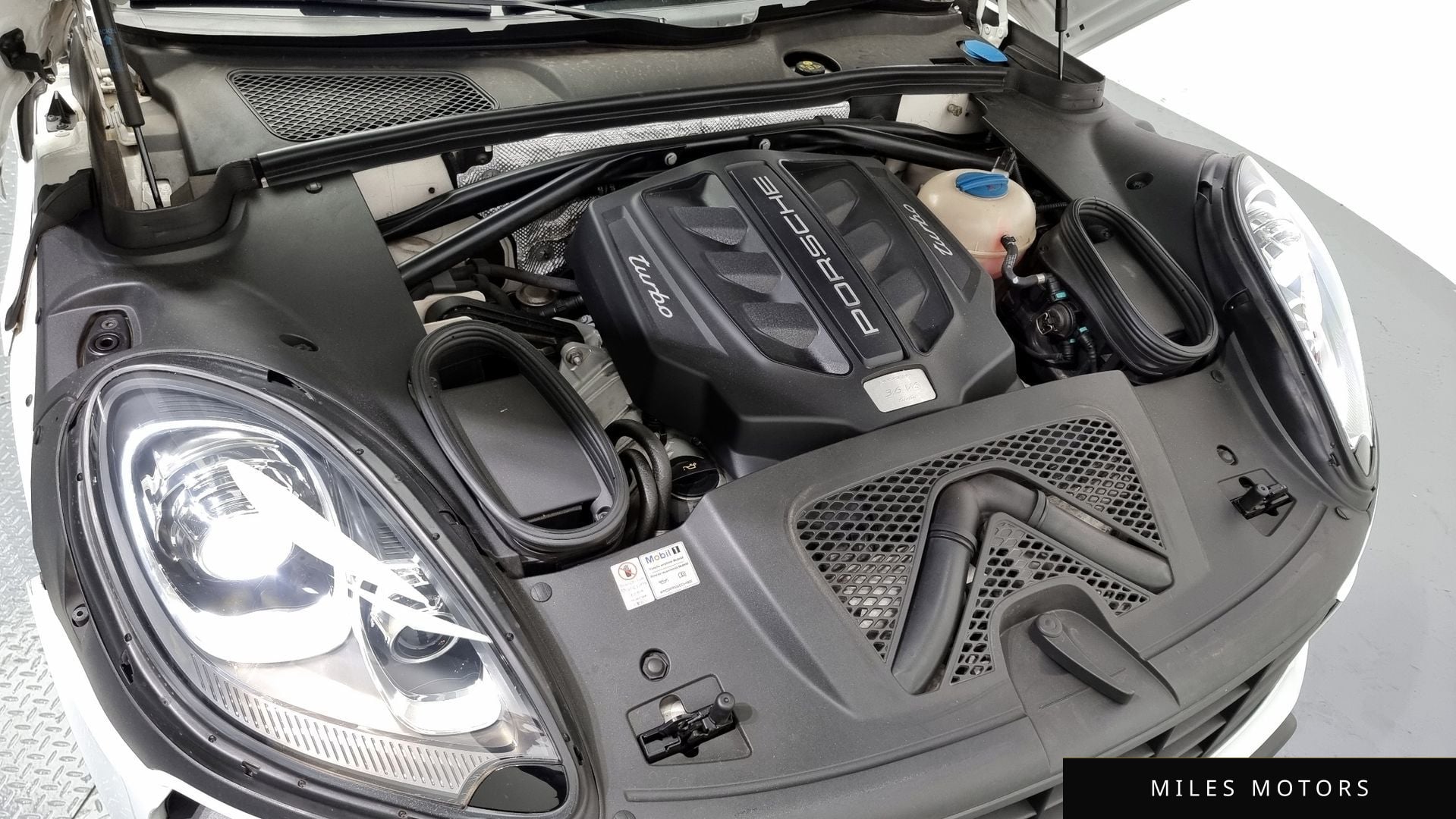 Porsche Macan 2015 — миниатюра 6