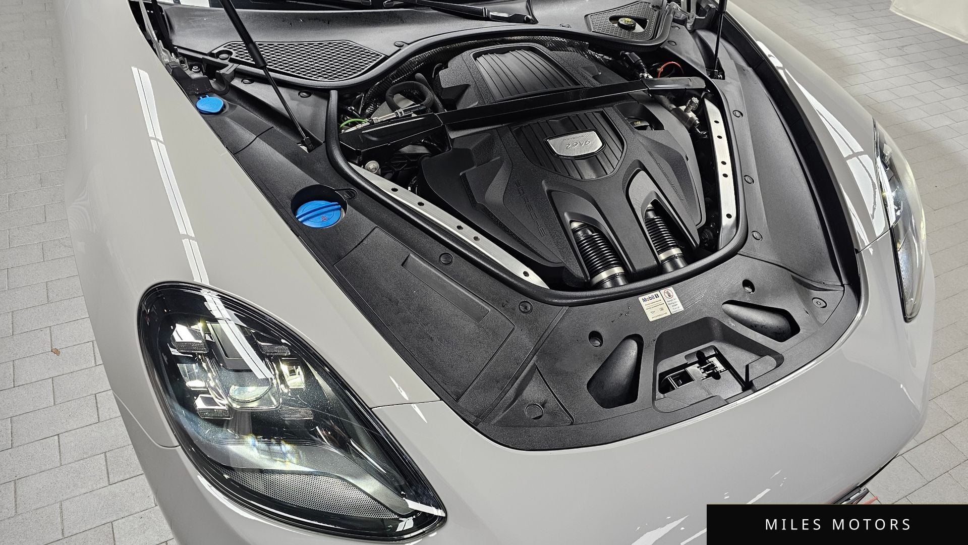 Porsche Panamera 2021 — миниатюра 6