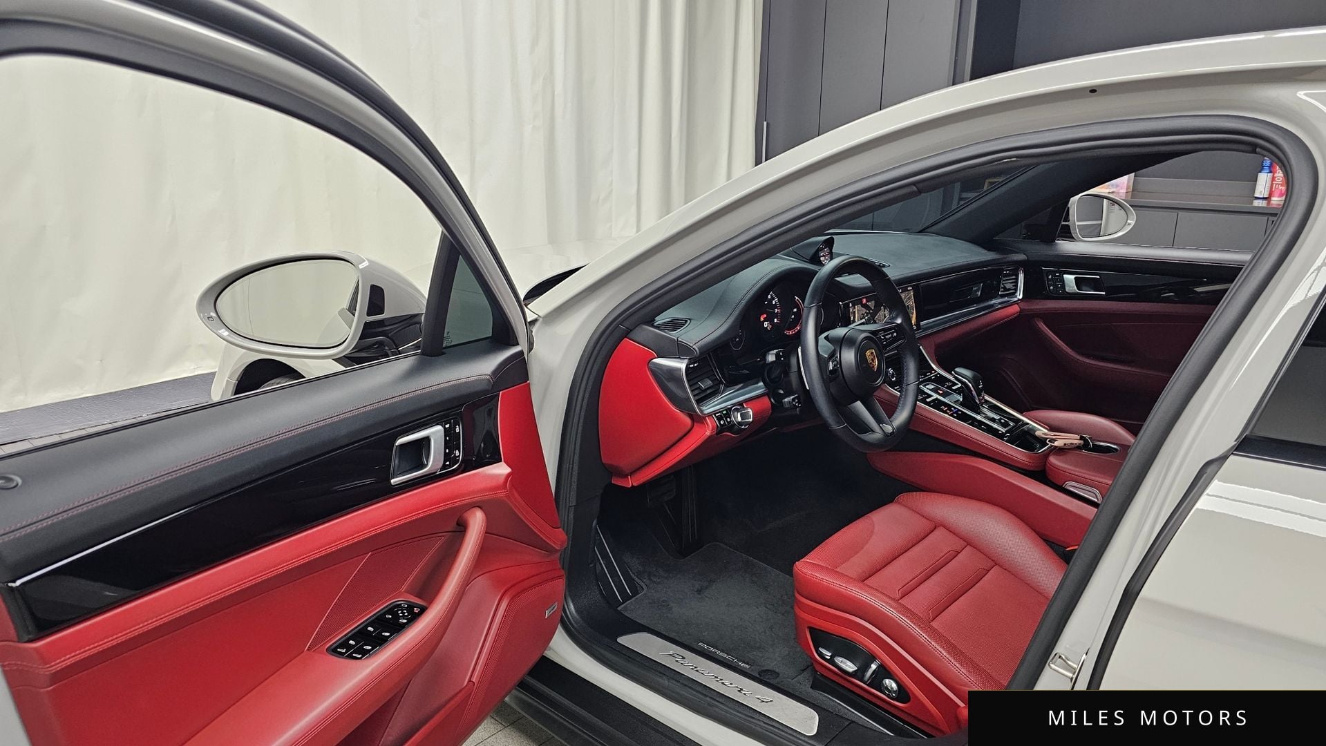 Porsche Panamera 2021 — миниатюра 10