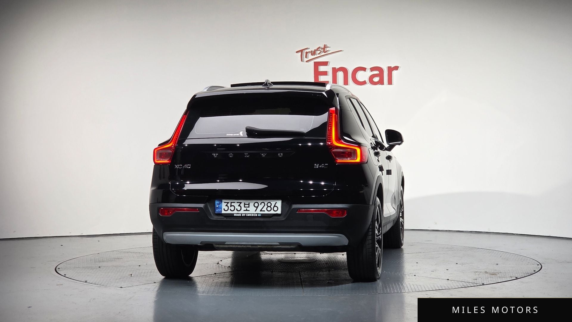 Volvo XC40 2022 — миниатюра 3