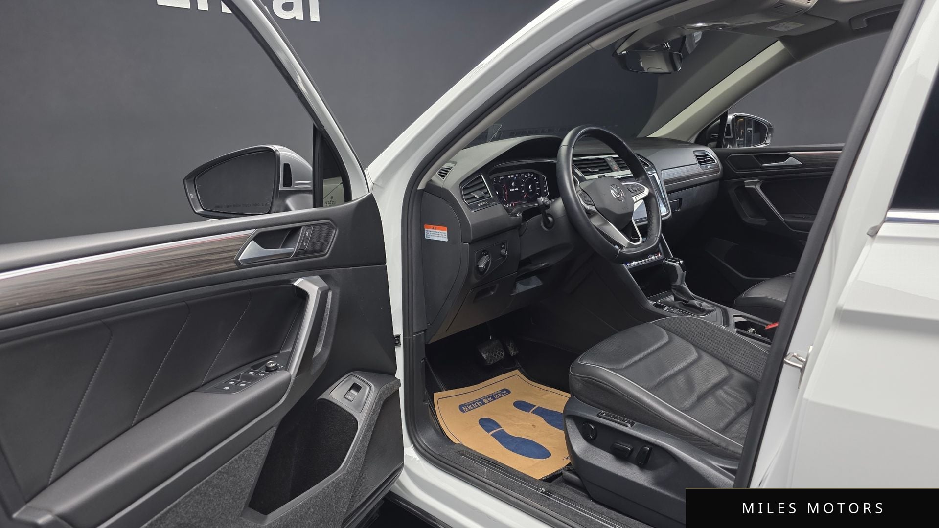 Volkswagen Tiguan 2023 — миниатюра 10