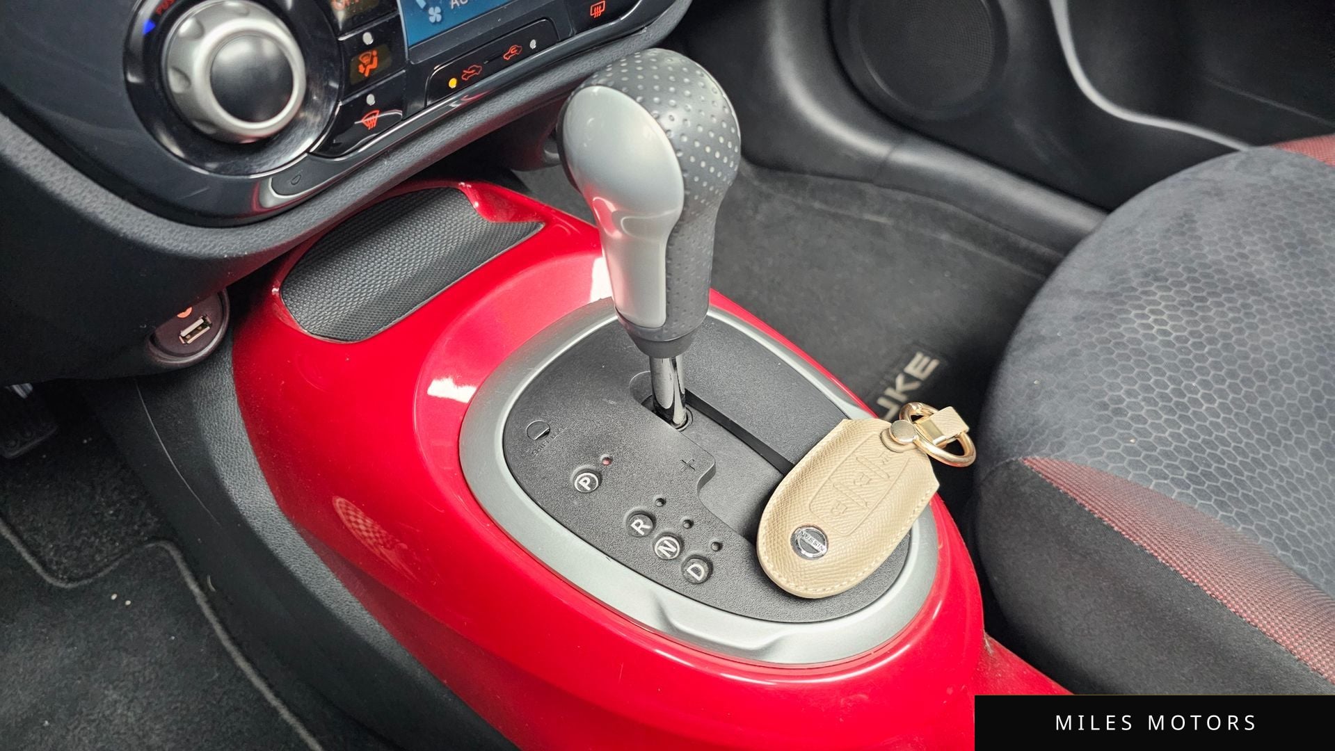Nissan Juke 2014 — миниатюра 9