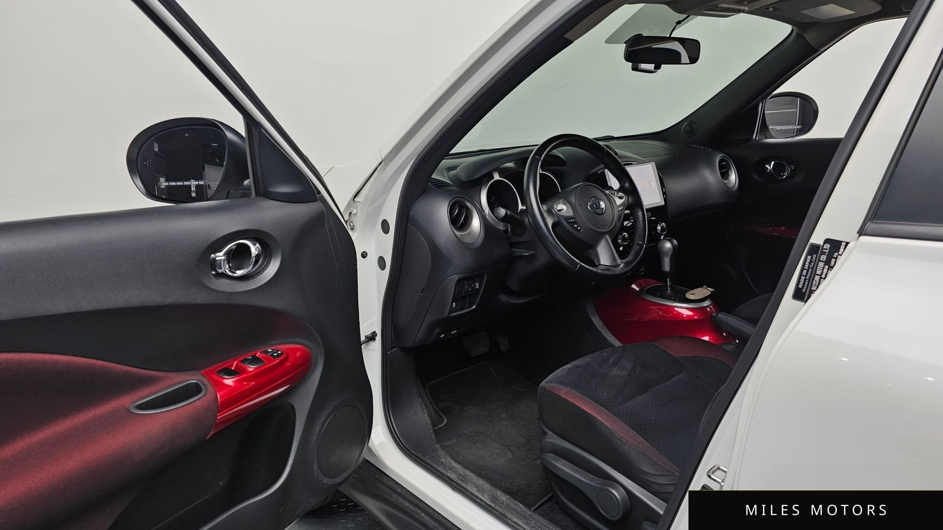 Nissan Juke 2014 — миниатюра 10